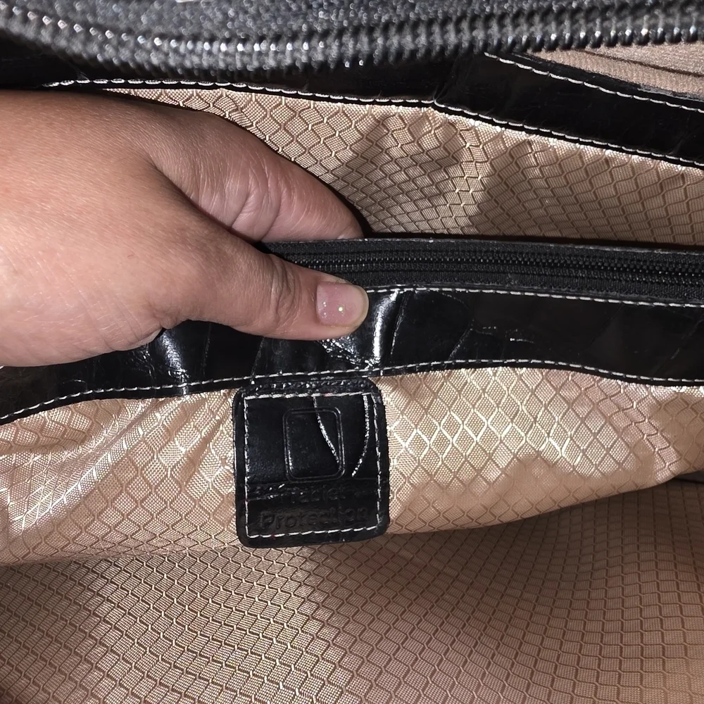 Siamod 'San Martino' Women's Leather black briefcase Laptop Case